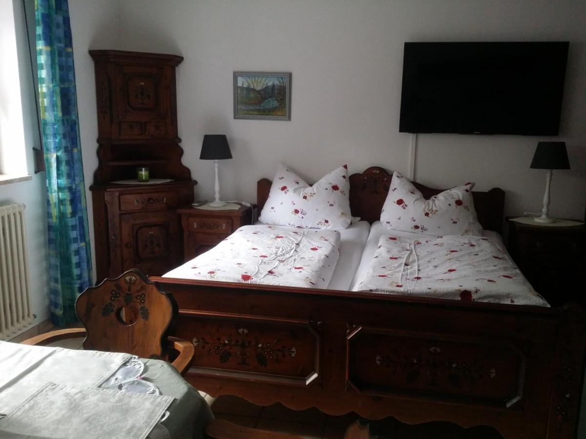 Schwarzwald - Villa Appartments Titisee Eksteriør bilde