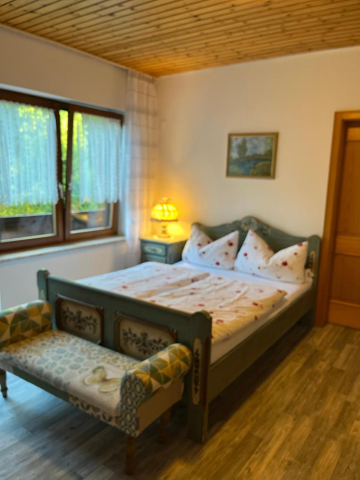 Schwarzwald - Villa Appartments Titisee Eksteriør bilde