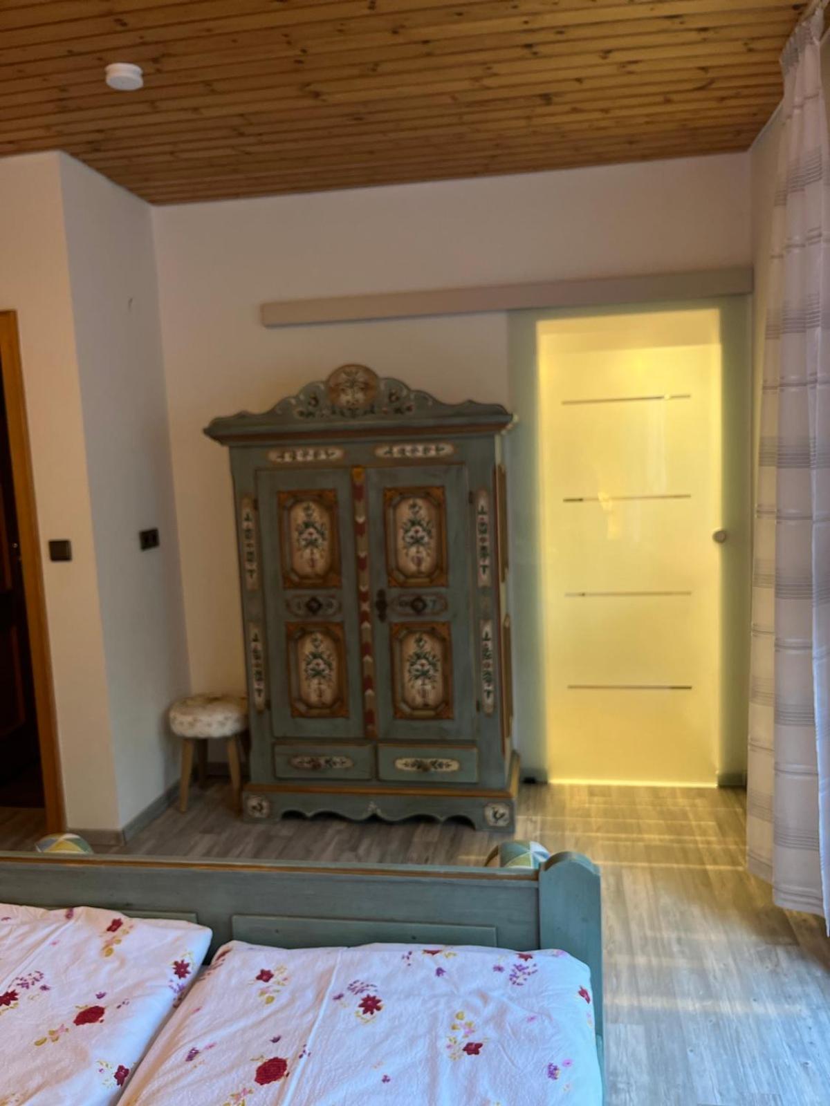 Schwarzwald - Villa Appartments Titisee Eksteriør bilde